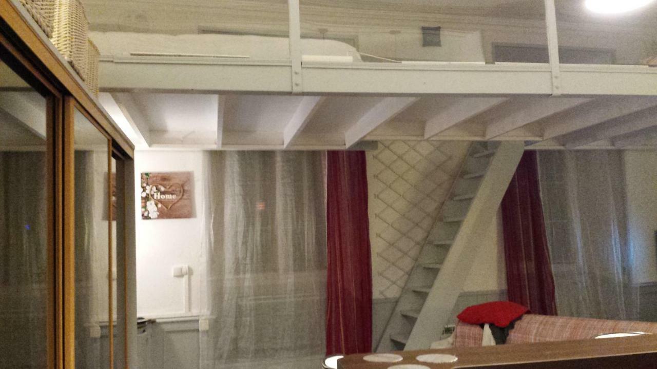 Coquet Studio En Mezzanine Nuit Pour 2 Personnes Saint-Girons  Dış mekan fotoğraf